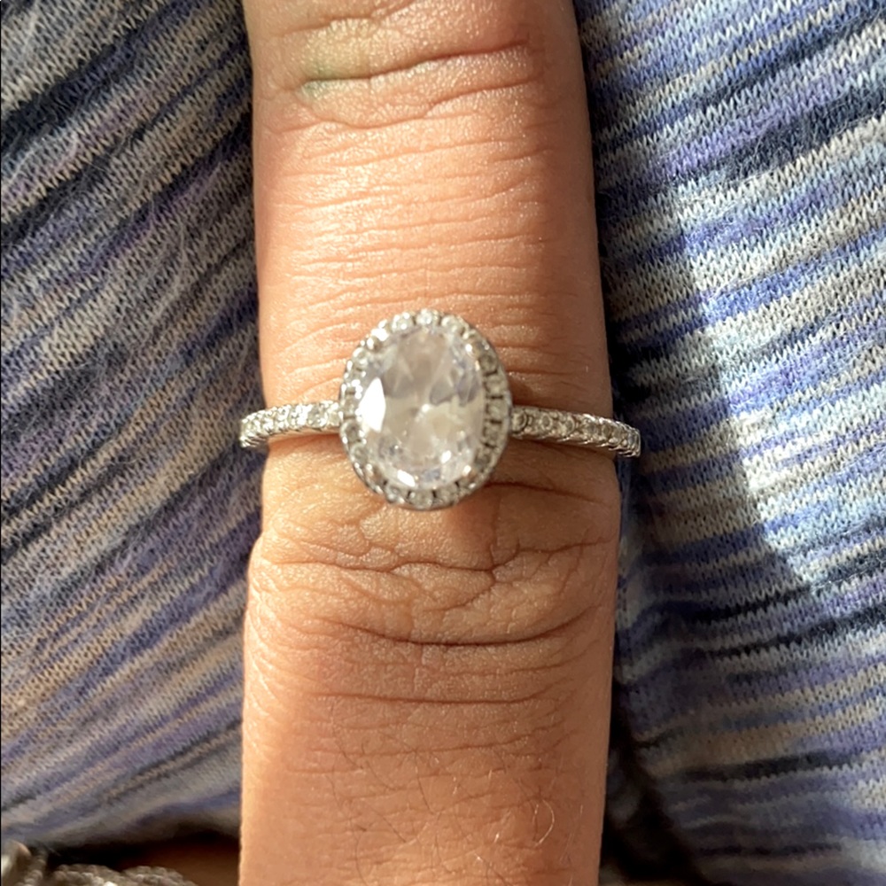 Cubic zirconia ring